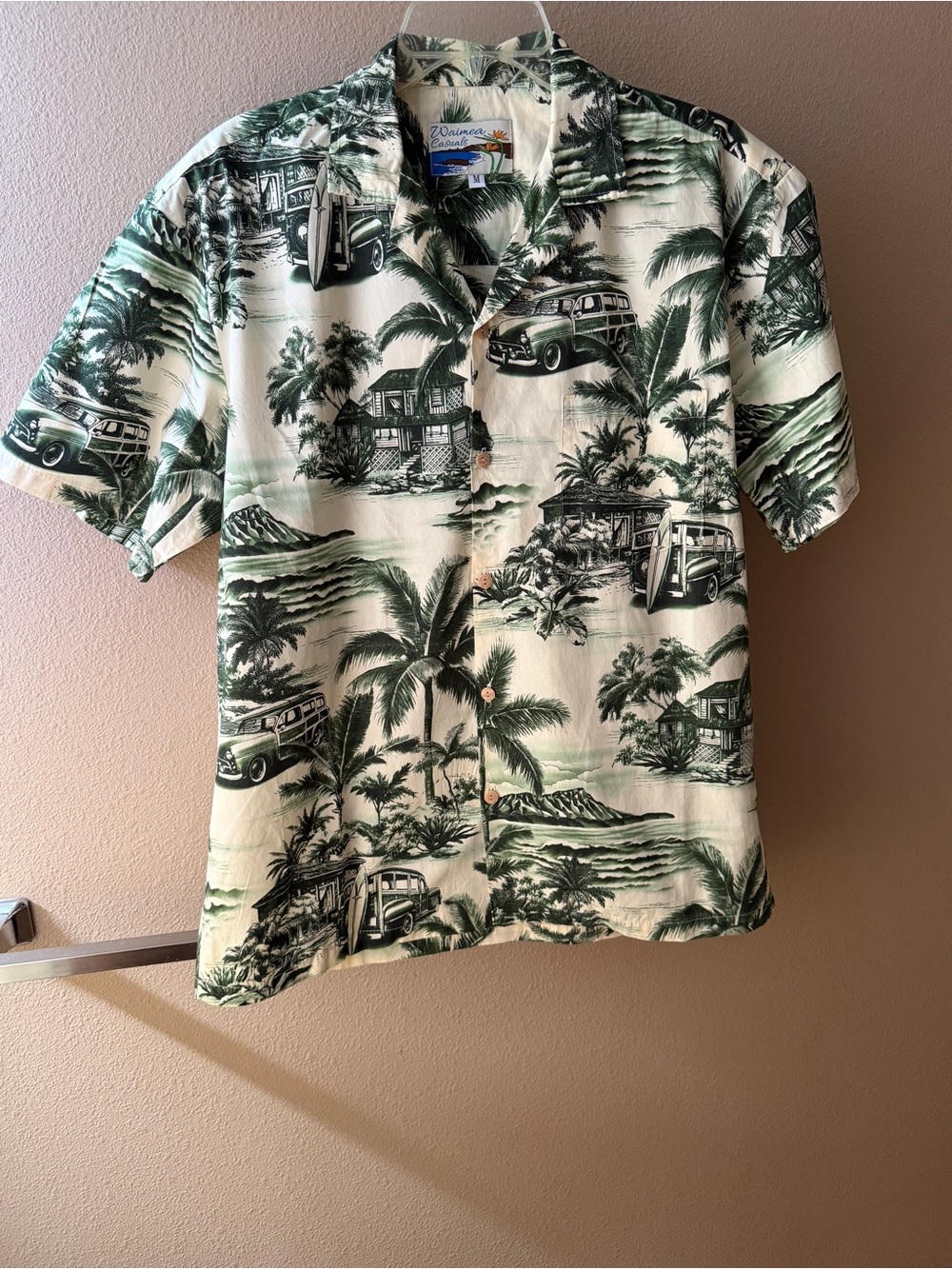 EUC Green and Cream Paradise Woodie Aloha Shirt